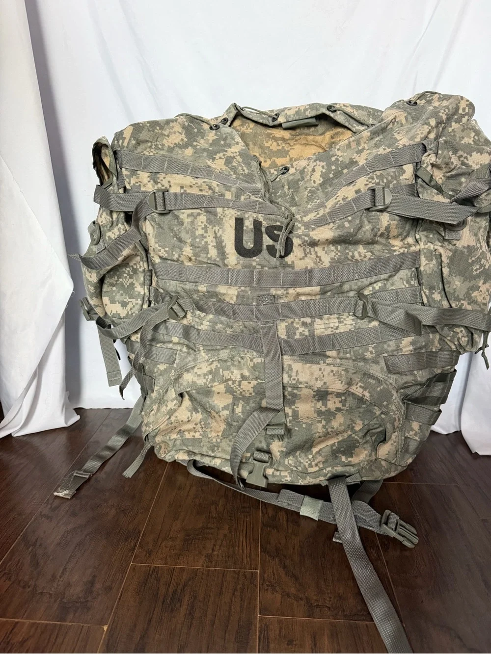 US Military-Style Large Rucksack - Digital Camouflage